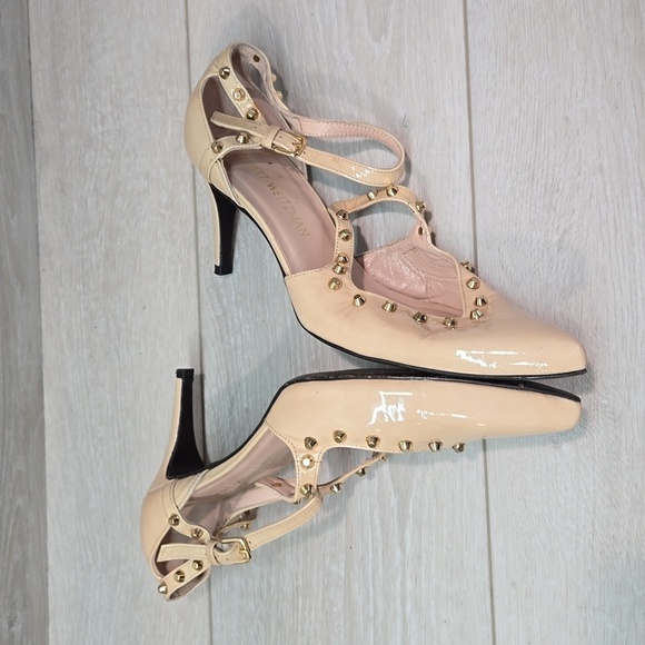 Stuart Weitzman Women Heels Studded Pointed toe shoes sz 8M - Picture 10 of 14